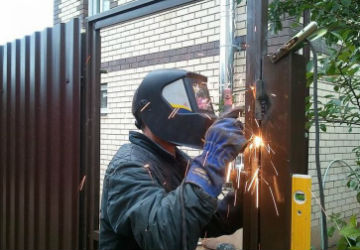 Сварка перегородок и заборов в Черняховске в октябре