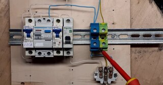 Установка устройства защитного отключения в Черняховске в октябре
